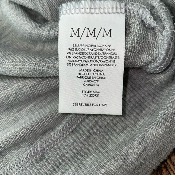 Cabi Center Tee #5554 - Picture 10 of 13